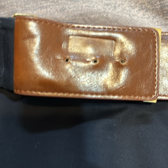 Michael Kors Cotton Stretch skirt. Black with integrated false belt. Size 10. - Picture 9 of 9